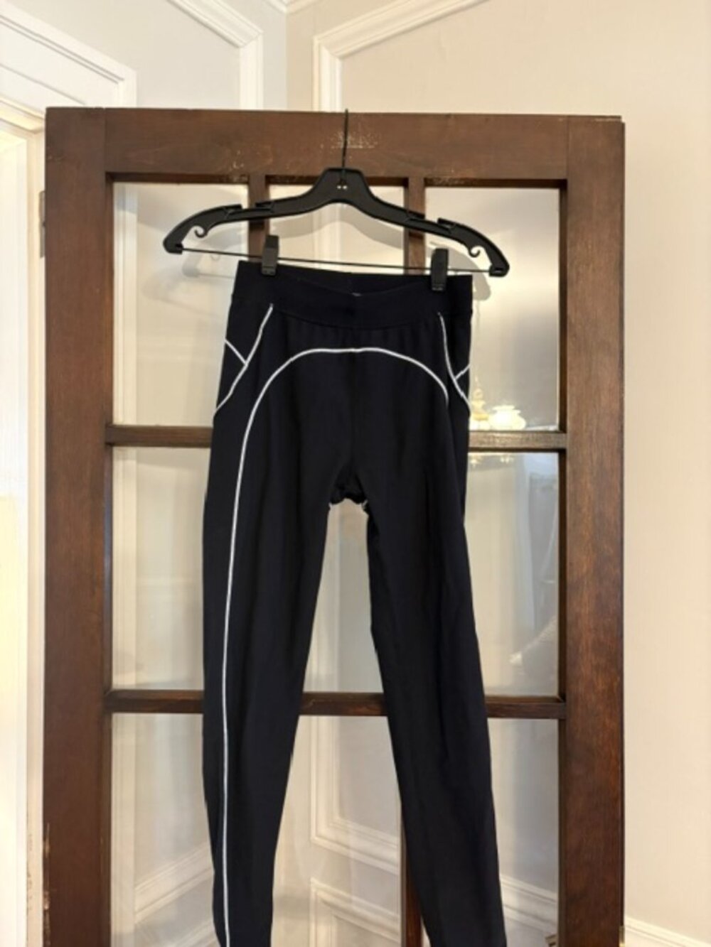 ALO Yoga Airbrush High-Waist Heart-Throb Leggings, Size XS